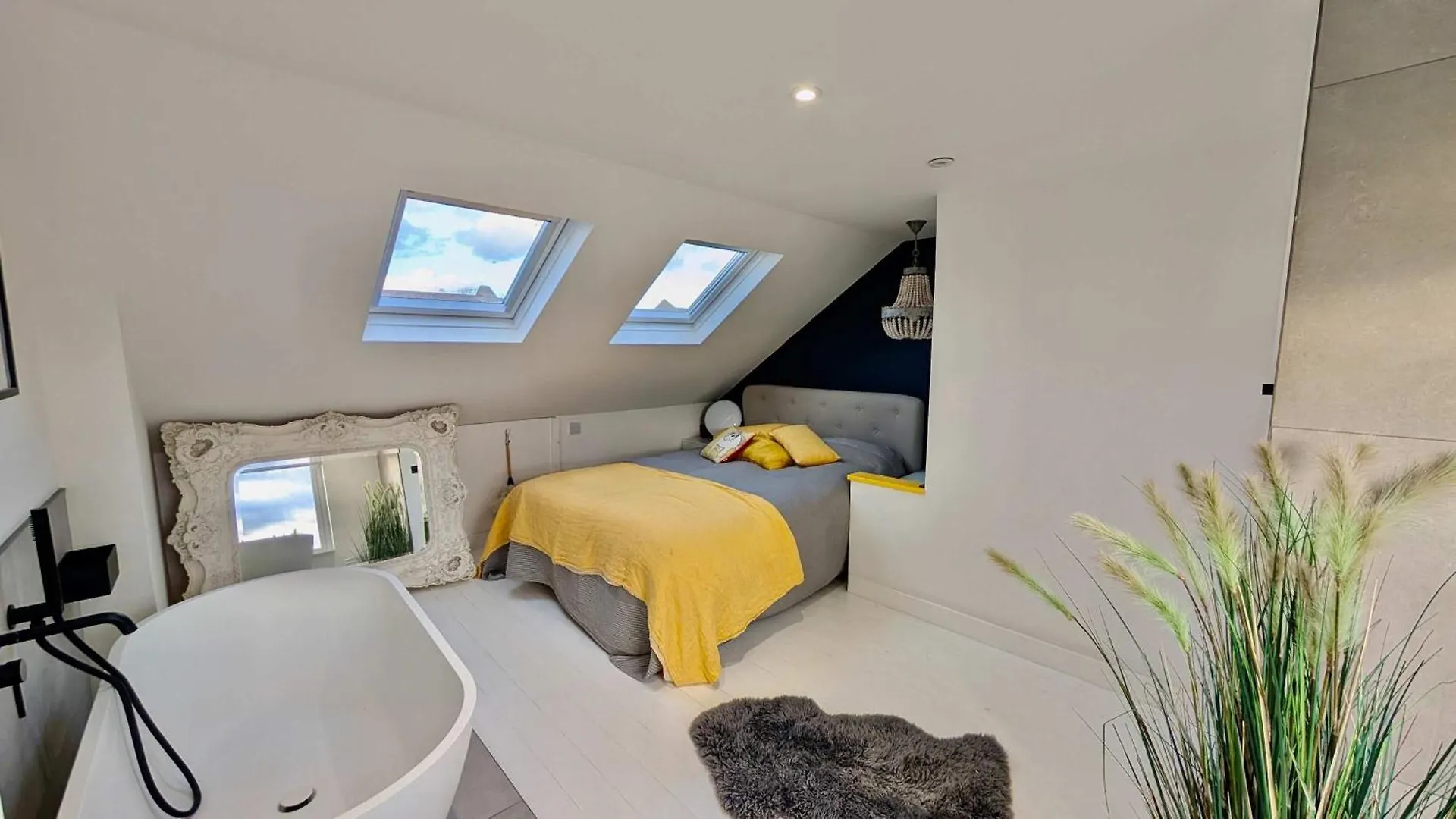 Luxury House With Parking In London Villa Teddington 0*,  United Kingdom