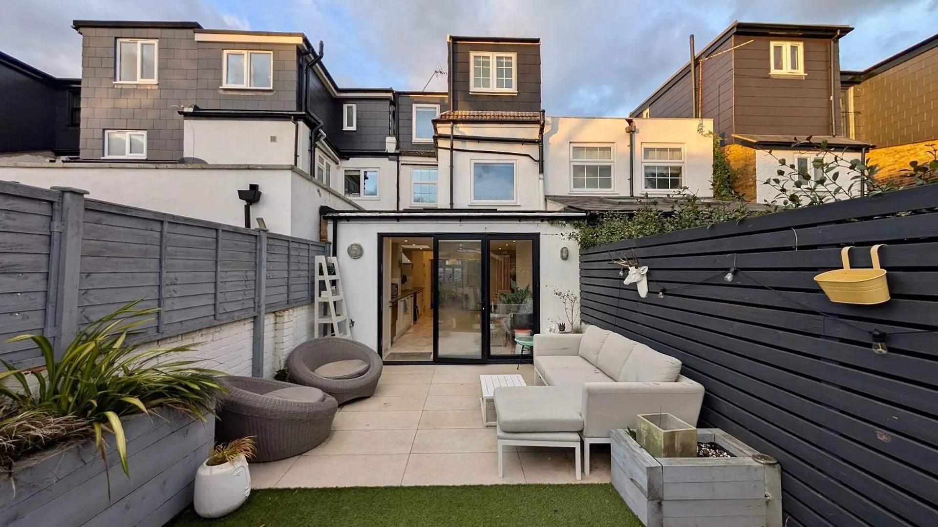 Holiday home Luxury House With Parking In London Villa Teddington United Kingdom