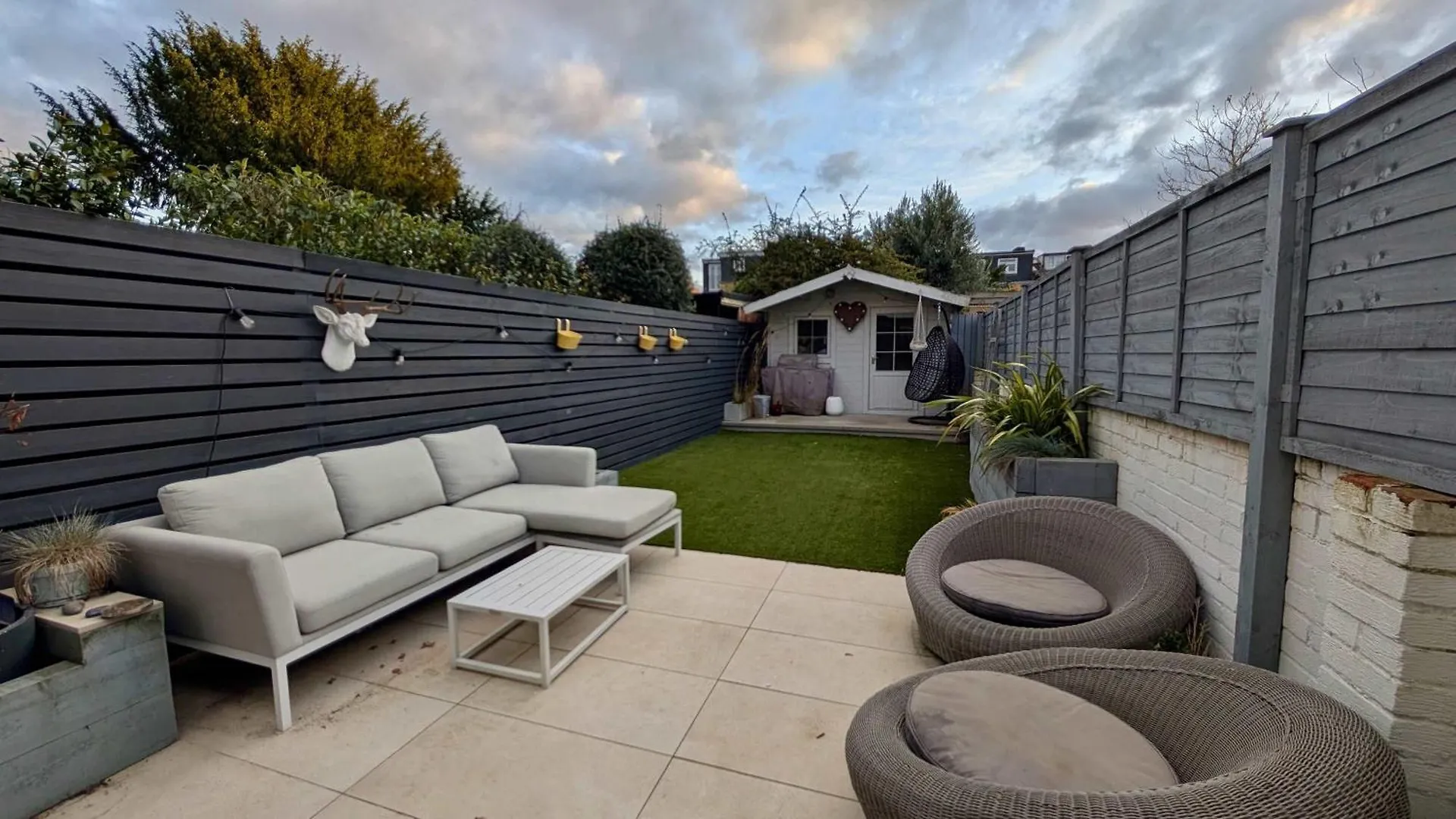 Luxury House With Parking In London Villa Teddington
