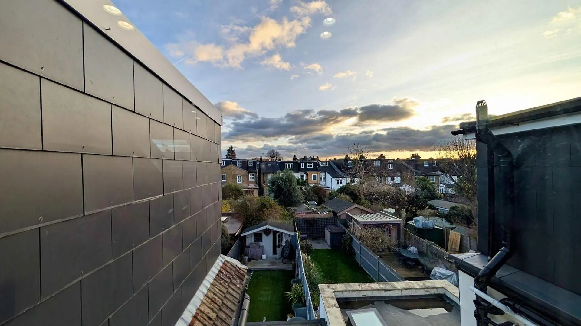 Luxury House With Parking In London Villa Teddington Holiday home